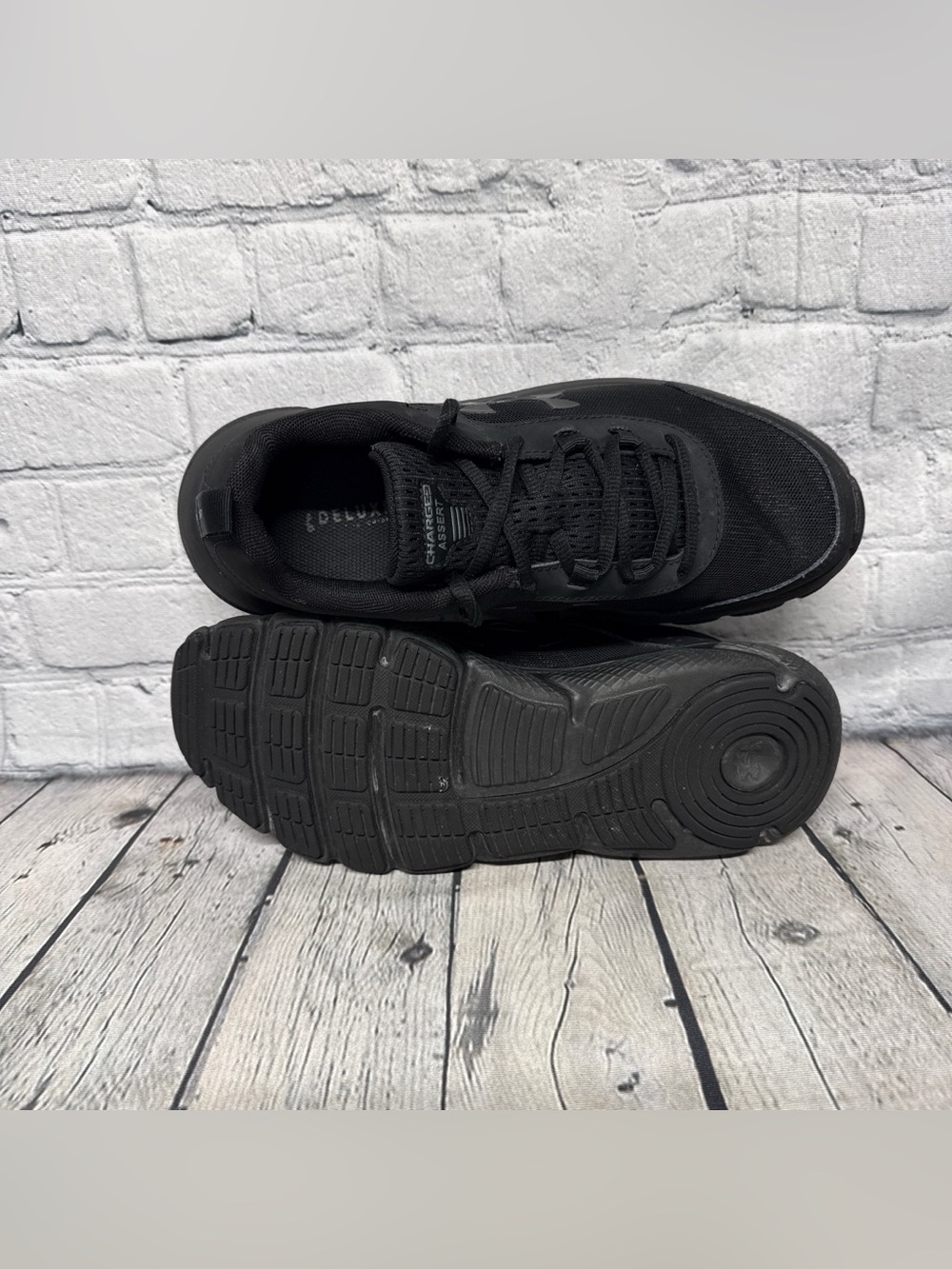 Under Armour Charged Assert Sneakers View 6
